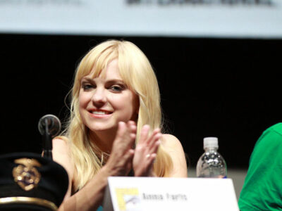 Anna Faris at Comic-Con in 2013. I