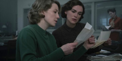 Keira Knightley and Carrie Moon in The Boston Strangler.