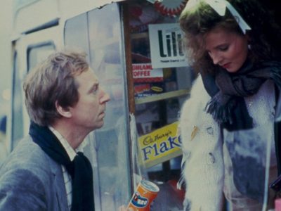Bill Forsyth's Comfort and Joy (1984)