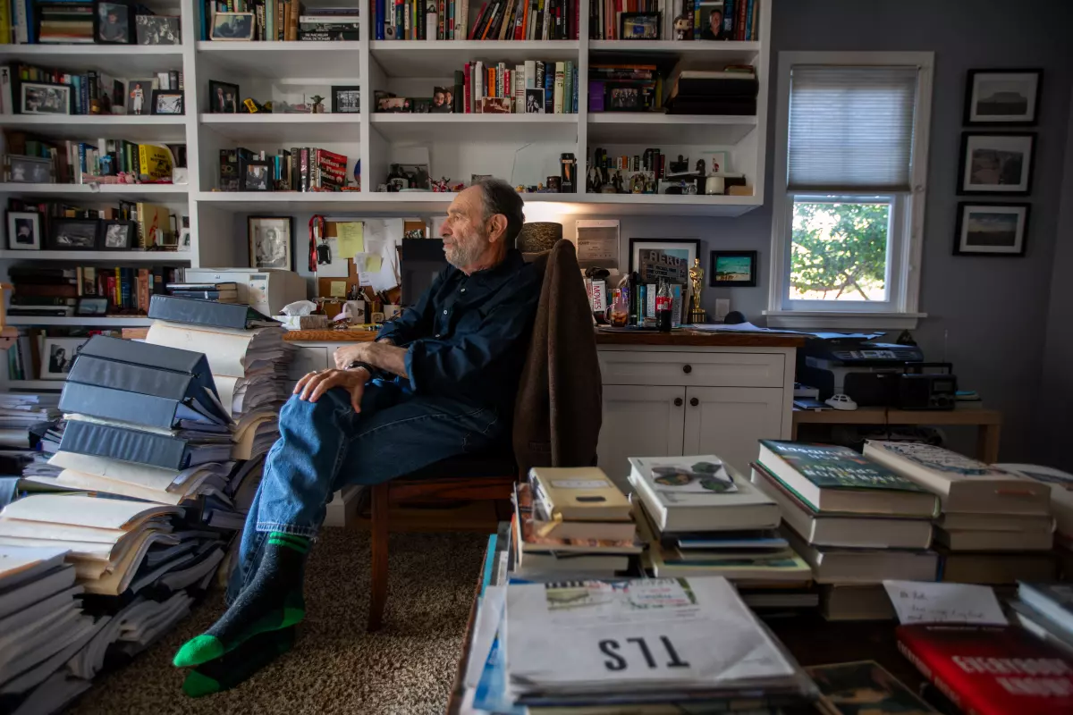 Eric Roth - screenwriter