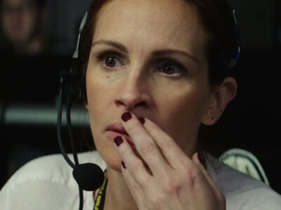 Julia Roberts looks fearful in the thriller film, Money Monster.