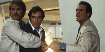 Robert Davi appearing alongside Timothy Dalton in the James Bond film, Licence to Kill.